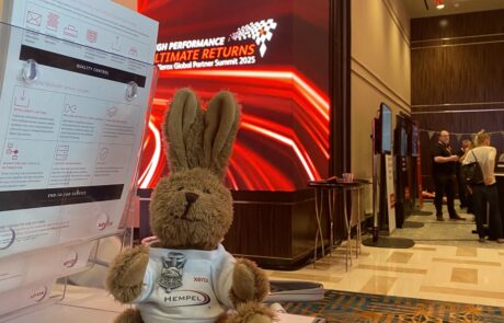 Hempel Maskottchen auf dem Global Summit